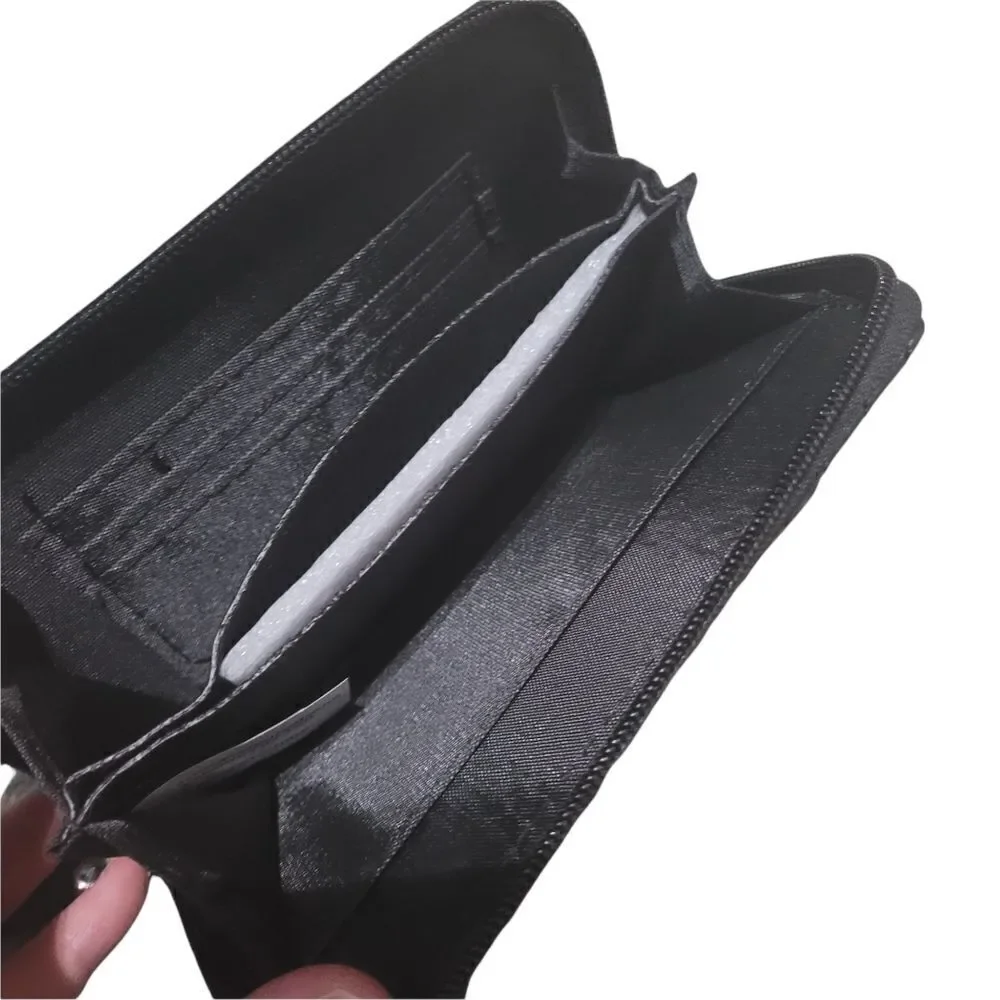 Black stitch wristlet